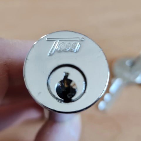 Tessi Bullet Lock 3 Tessi Roller Shutter Bullet Lock Pin (1)
